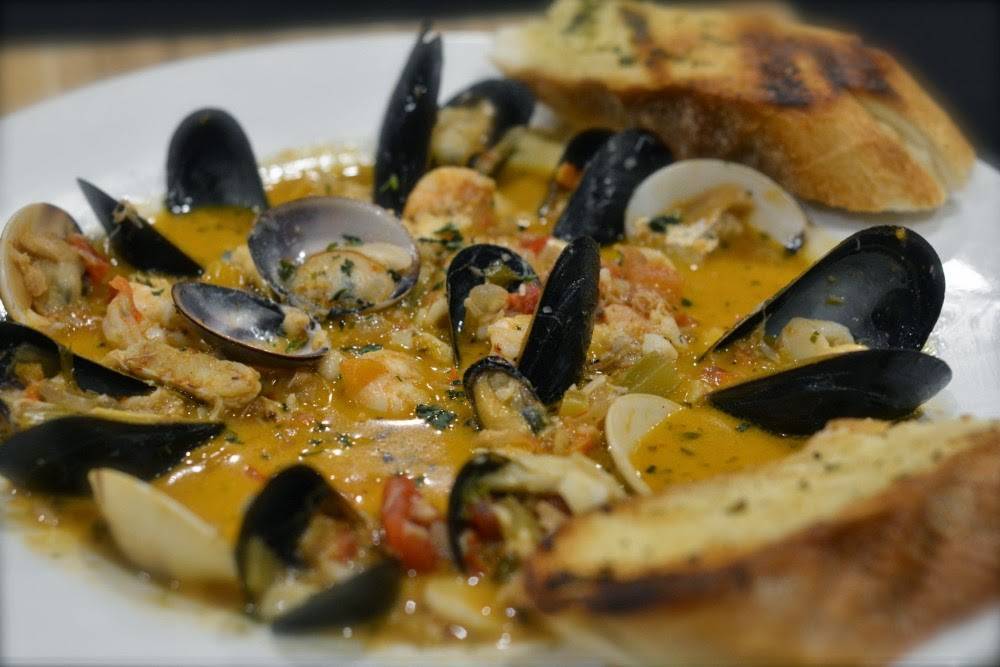 110 Grill - Nashua | restaurant | 27 Trafalgar Square, Nashua, NH 03063, USA | 6039437443 OR +1 603-943-7443