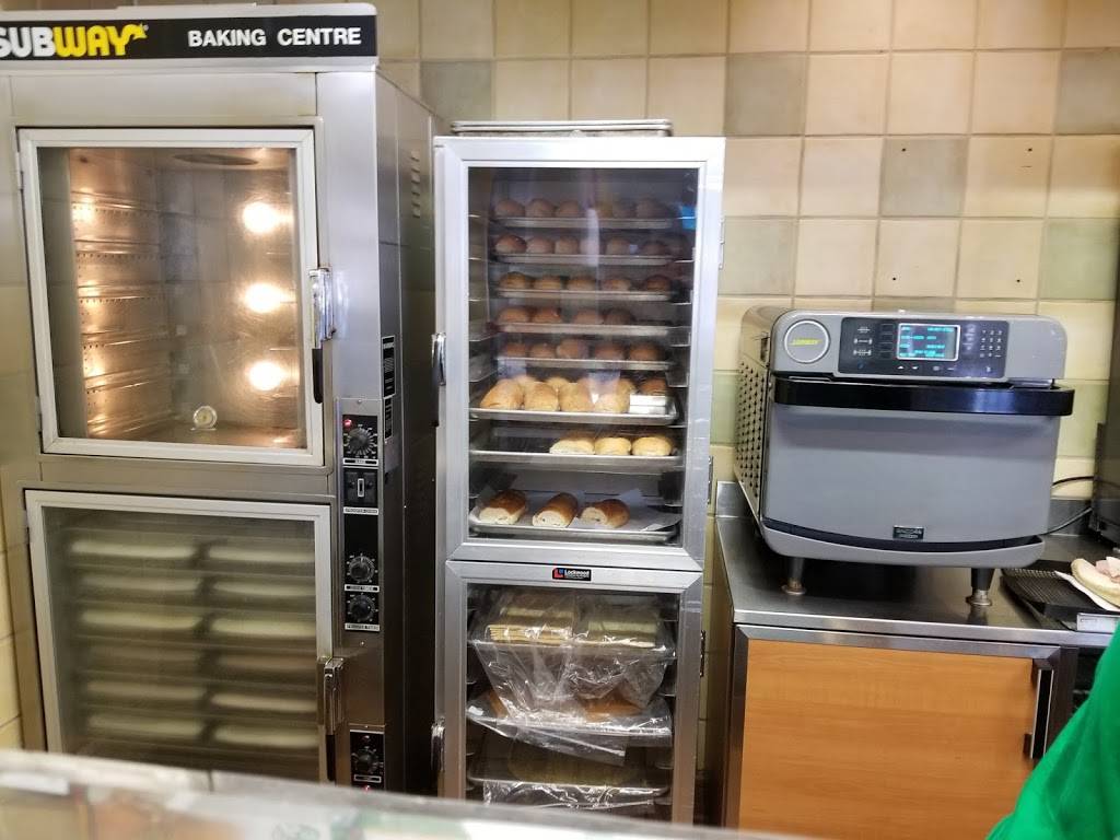 Subway Restaurants | restaurant | 1855 41st Ave Space R 03, Capitola, CA 95010, USA | 8314625068 OR +1 831-462-5068