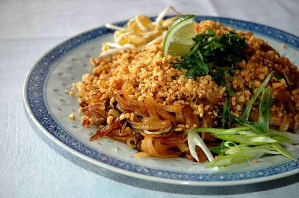 Kelly Jaes Cafe | restaurant | 133 S Main St, Goshen, IN 46526, USA | 5745371027 OR +1 574-537-1027