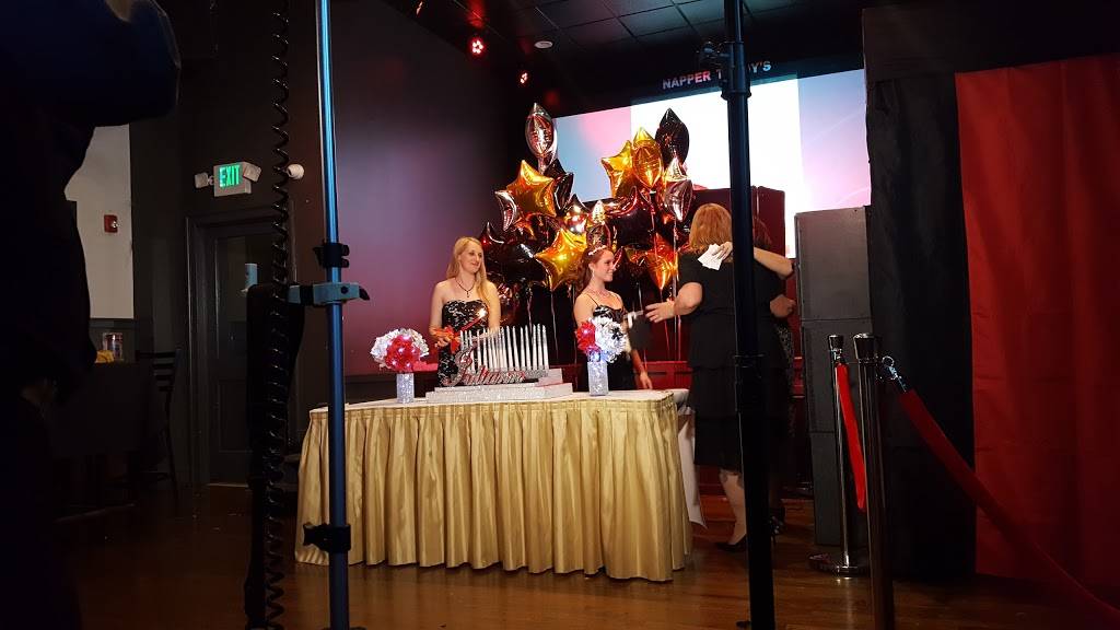 Napper Tandys Irish Pub | restaurant | 15 E Main St, Smithtown, NY 11787, USA | 6313600606 OR +1 631-360-0606