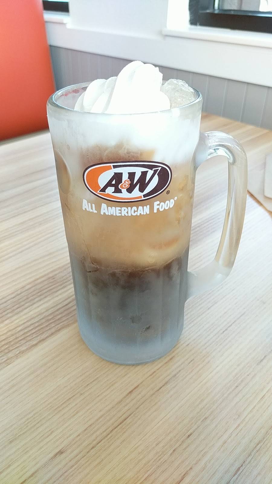 A&W | restaurant | 3144 S Bascom Ave, San Jose, CA 95124, USA | 4083710944 OR +1 408-371-0944