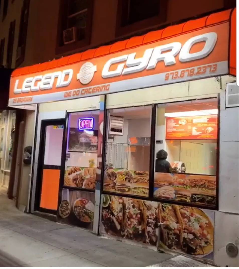 Legend Gyro | restaurant | 25 Broadway, Newark, NJ 07104, USA | 9738782373 OR +1 973-878-2373