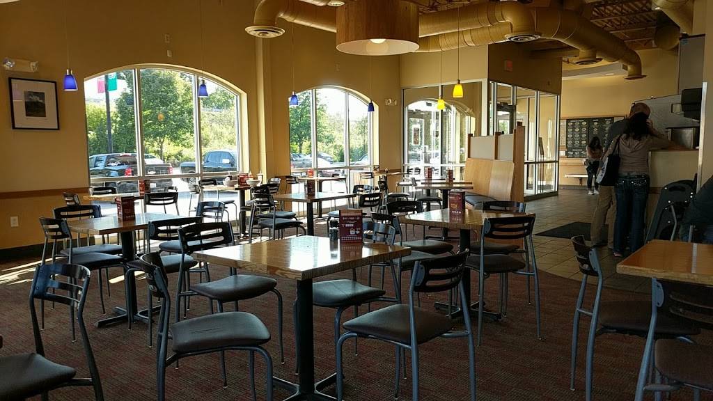 QDOBA Mexican Eats | restaurant | 3250 Golf Rd Suite 100, Delafield, WI 53018, USA | 2626464222 OR +1 262-646-4222