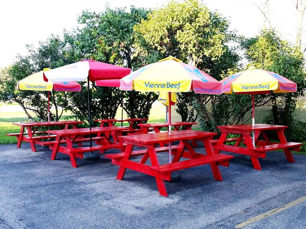 Happy Dog West Chicago | restaurant | 140 W Roosevelt Rd, West Chicago, IL 60185, USA | 6302068199 OR +1 630-206-8199