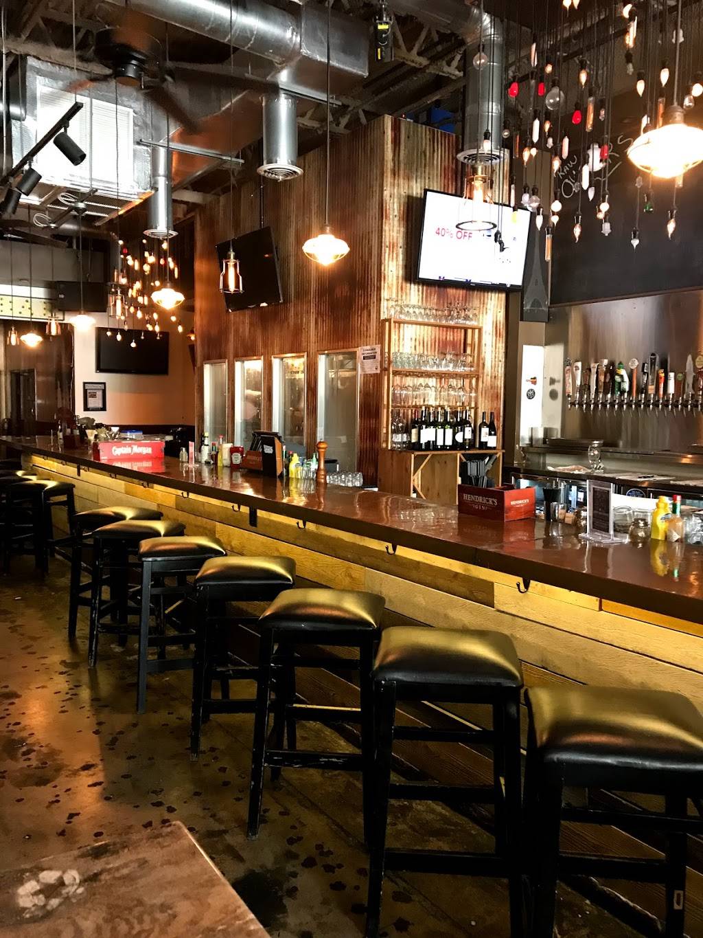 Q Burger Bar & Blues | restaurant | 2376 N Federal Hwy, Fort Lauderdale, FL 33305, USA | 9545652299 OR +1 954-565-2299