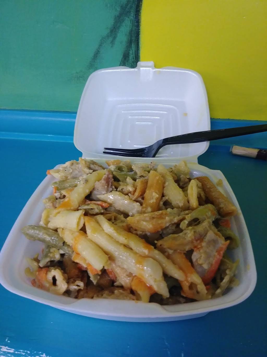 Awesome Sauce Caribbean Flavors | restaurant | 840 State St, Bridgeport, CT 06604, USA | 2035225494 OR +1 203-522-5494