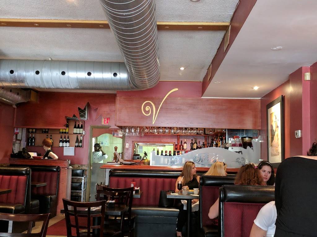 Vivetha Bistro | restaurant | 2485 Queen St E, Toronto, ON M4E 1H9, Canada | 4166865688 OR +1 416-686-5688