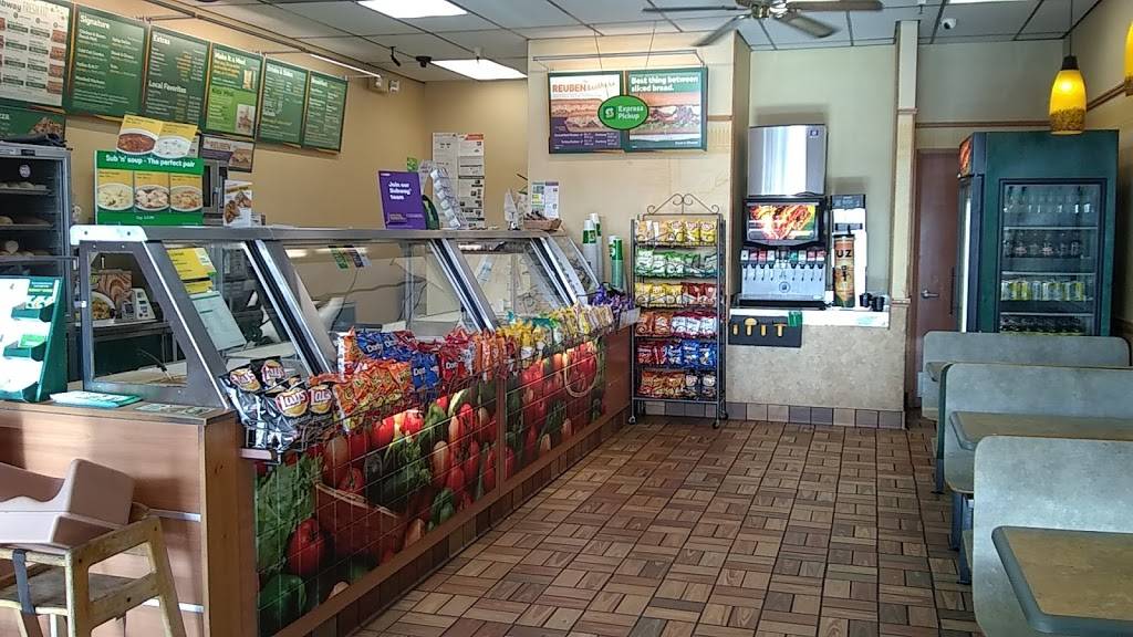 Subway | restaurant | 2310 Grass Valley Hwy, Auburn, CA 95603, USA | 5308231933 OR +1 530-823-1933