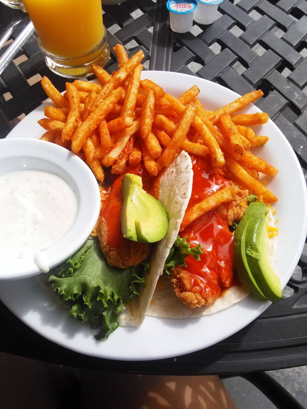 Dennys | restaurant | 6285 Pats Ranch Road Suite A, Mira Loma, CA 91752, USA | 9513718383 OR +1 951-371-8383