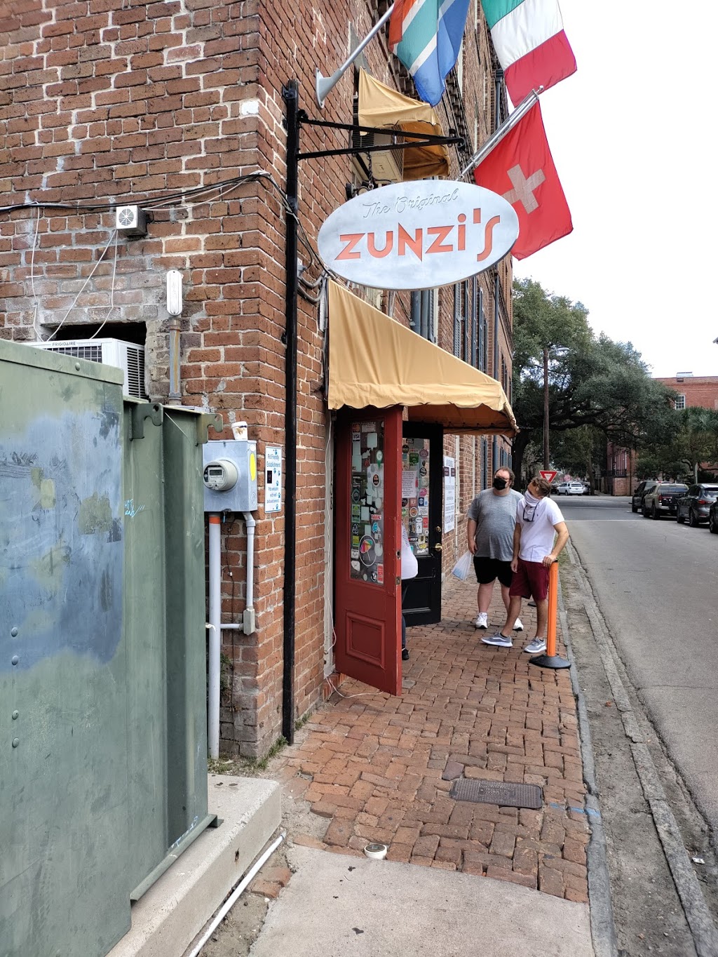 Zunzis | restaurant | 236 Drayton St, Savannah, GA 31401, USA | 9124439555 OR +1 912-443-9555