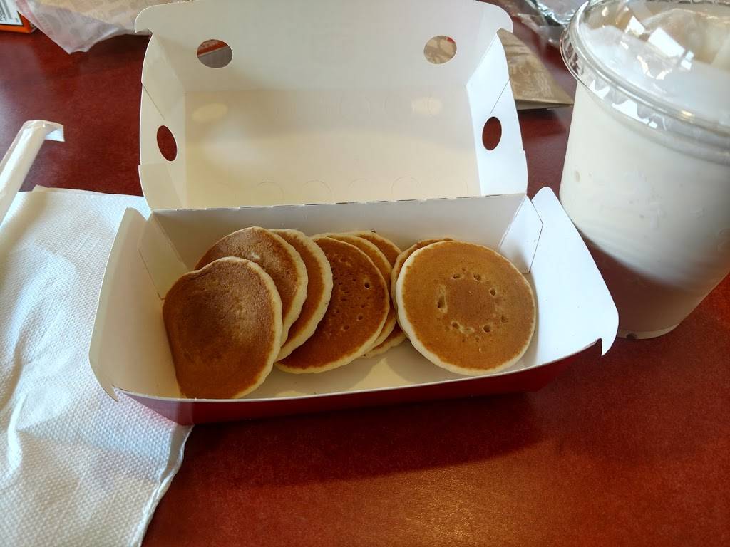 Jack in the Box | restaurant | 4111 Lindell Blvd, St. Louis, MO 63108, USA | 3146521649 OR +1 314-652-1649