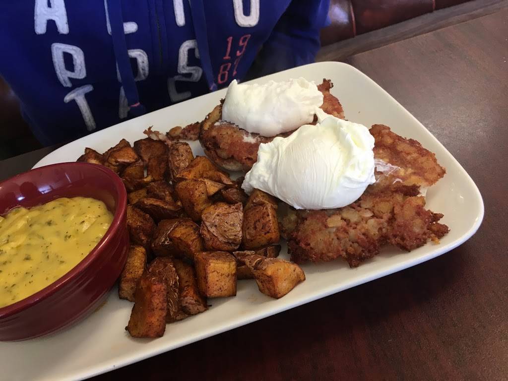 Leggos | restaurant | 120 N Franklin St, Holbrook, MA 02343, USA | 7819612475 OR +1 781-961-2475