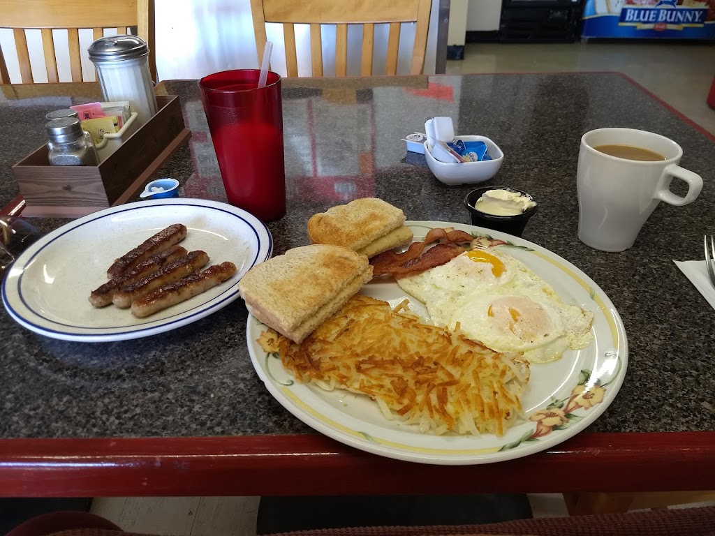 Joes Cafe | restaurant | 32808 Old Woman Springs Rd, Lucerne Valley, CA 92356, USA | 7602481128 OR +1 760-248-1128