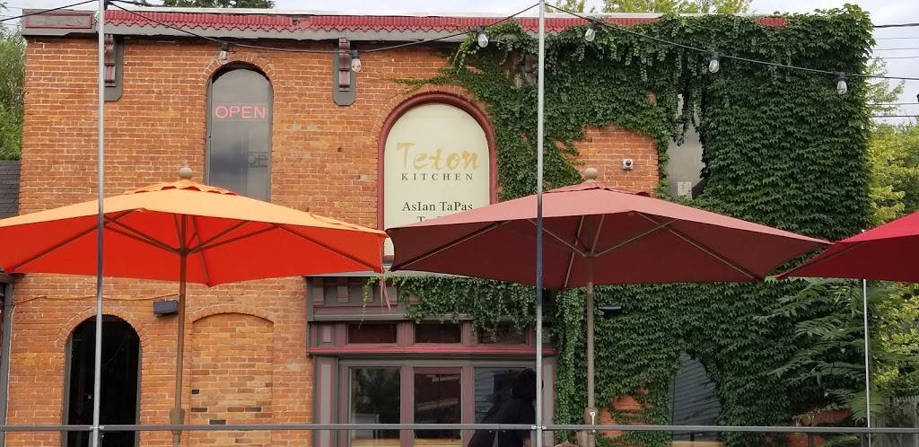 Teton Kitchen Elmwood . Asian Tapas , Bar & Sushi | restaurant | 153 Elmwood Ave, Buffalo, NY 14201, USA | 7164052599 OR +1 716-405-2599