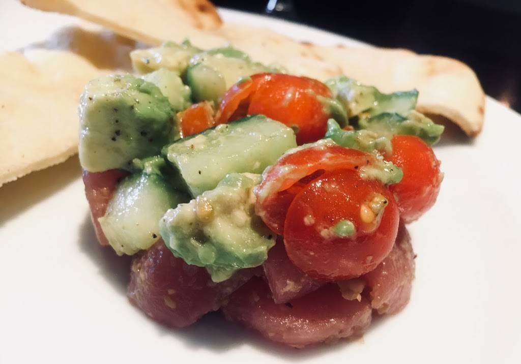 CRÚ Food & Wine Bar | restaurant | 8500 Peña Blvd, Denver, CO 80249, USA | 3033426669 OR +1 303-342-6669