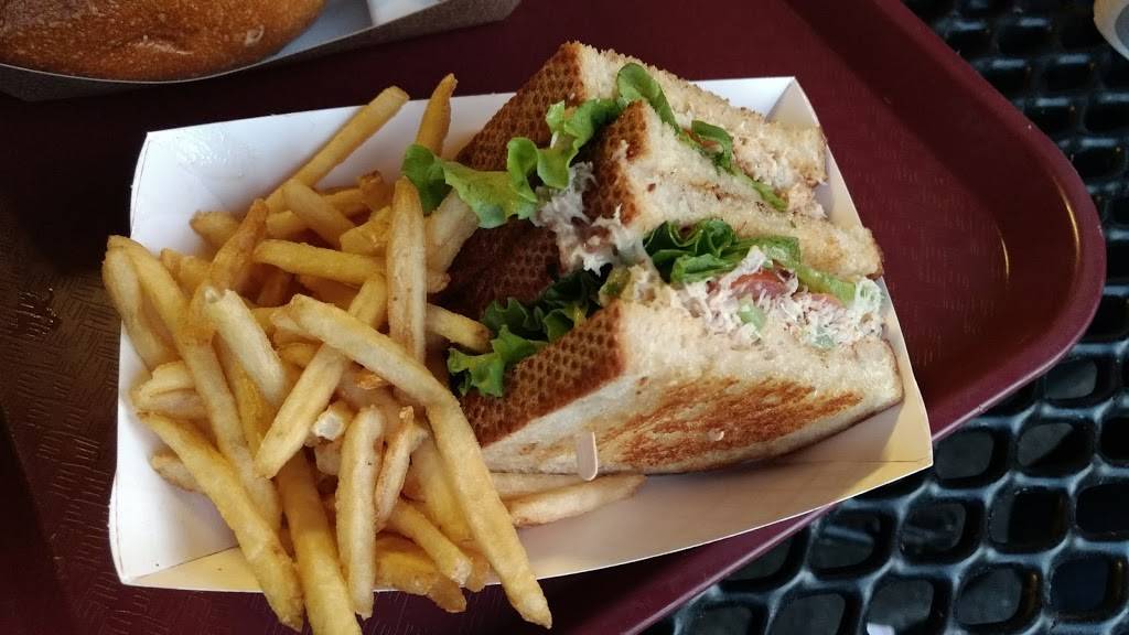 Chowder Hut | restaurant | 2890 Taylor St, San Francisco, CA 94133, USA | 4157761849 OR +1 415-776-1849