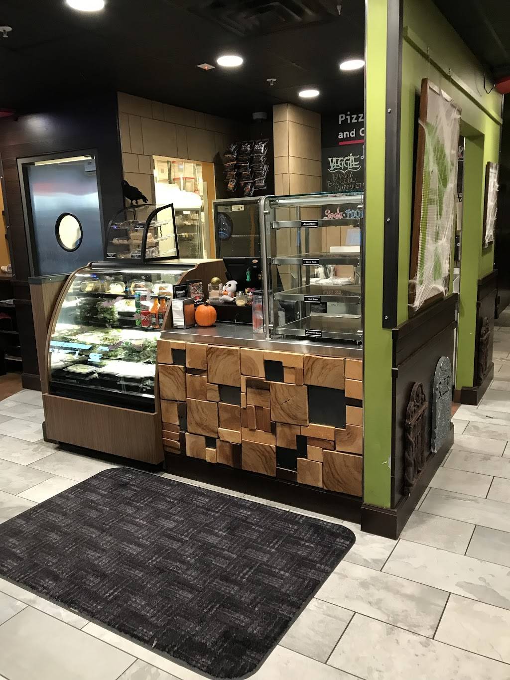 Grumpys Bar & Grill | restaurant | 2801 Snelling Ave, Roseville, MN 55113, USA | 6513791180 OR +1 651-379-1180