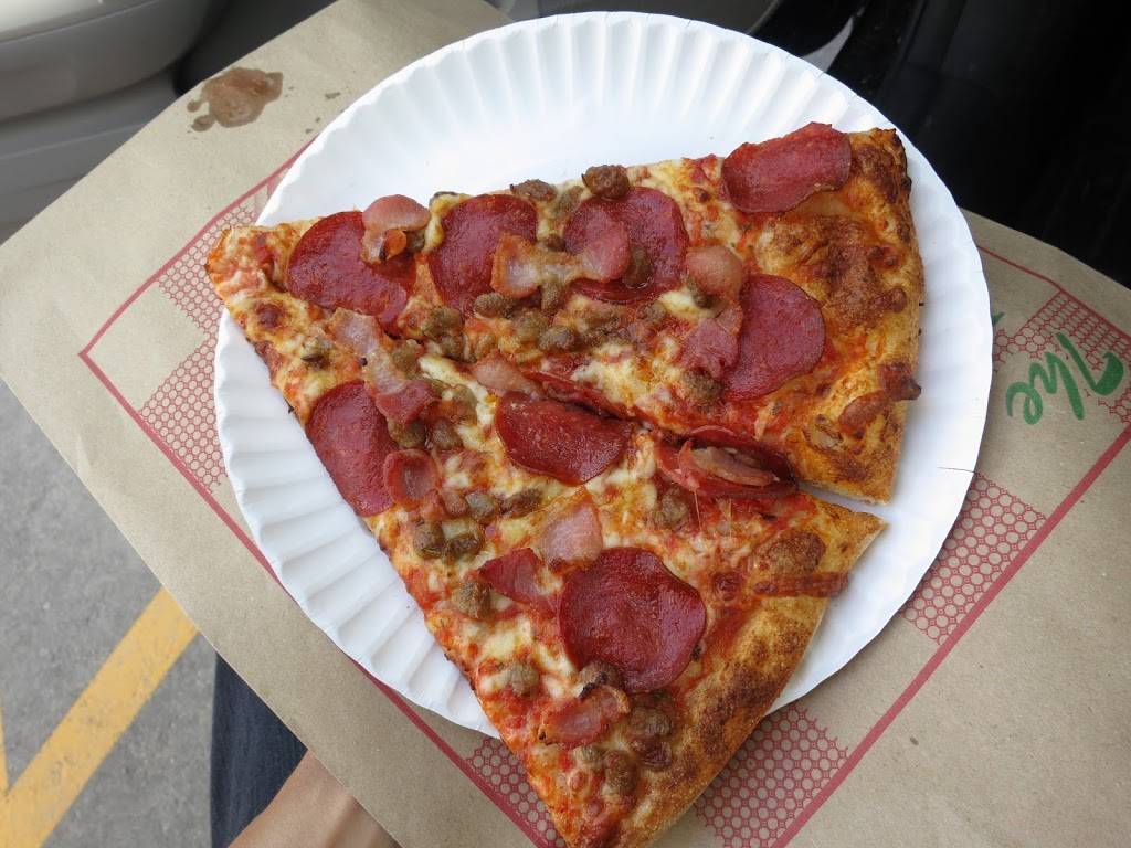 Fresh Pizza Plus | meal delivery | 104-2240 Lake Shore Blvd W, Etobicoke, ON M8V 0B1, Canada | 6473485775 OR +1 647-348-5775