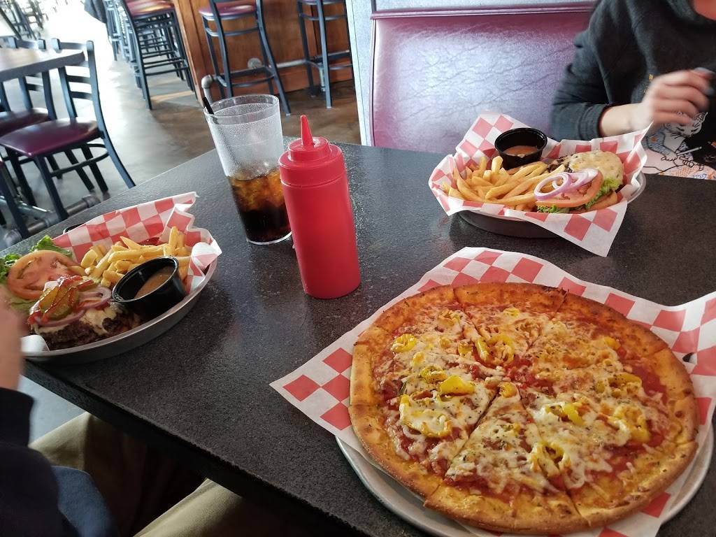 Wyatts Twisted Americana Eagan | restaurant | 1965 Cliff Lake Rd #108, Eagan, MN 55122, USA | 6512003699 OR +1 651-200-3699