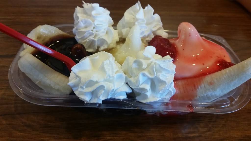 Dairy Queen | restaurant | 555 Phoenix St, South Haven, MI 49090, USA | 2696376671 OR +1 269-637-6671