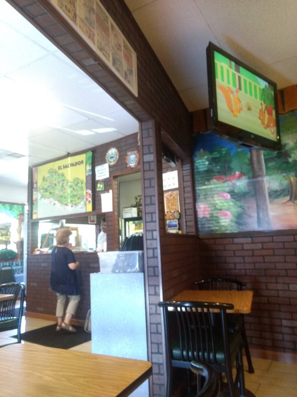 Sabor Salvadoreno | restaurant | 3460 SW 185th Ave, Beaverton, OR 97006, USA | 5033562376 OR +1 503-356-2376