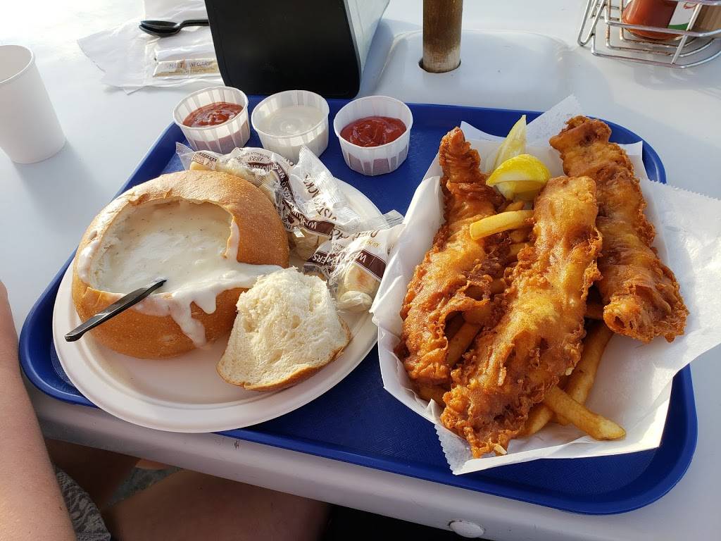 Harbor Fish & Chips | restaurant | 276 Harbor Dr, Oceanside, CA 92054, USA | 7607224977 OR +1 760-722-4977