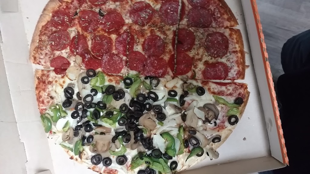 Little Caesars Pizza | restaurant | 55 AZ-92 SUITE C, Sierra Vista, AZ 85635, USA | 5204581601 OR +1 520-458-1601