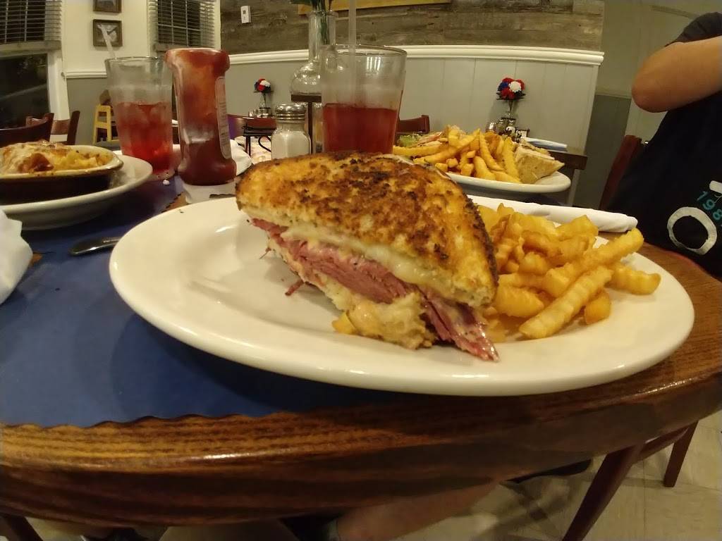 Henrys | restaurant | 337 N Colony St, Wallingford, CT 06492, USA | 2037419405 OR +1 203-741-9405