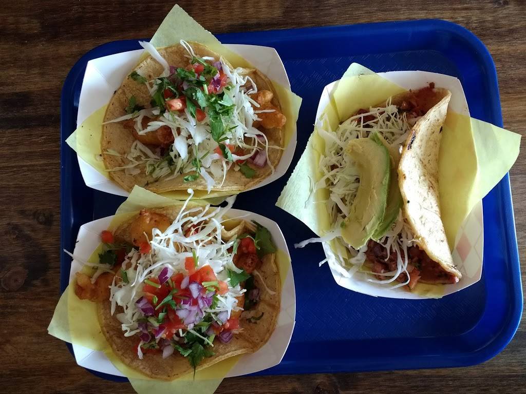 Oscars Mexican Seafood | restaurant | 746 Emerald St, San Diego, CA 92109, USA | 8584124009 OR +1 858-412-4009