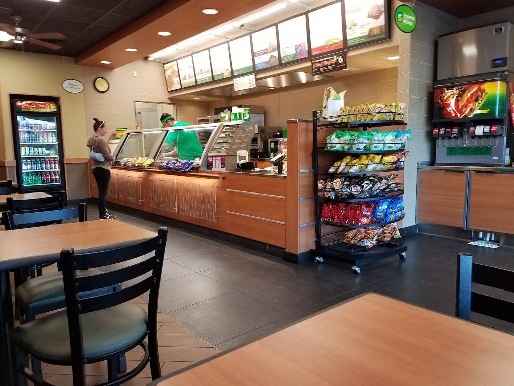 Subway | restaurant | 41825 Florida Ave, Hemet, CA 92544, USA | 9517664515 OR +1 951-766-4515