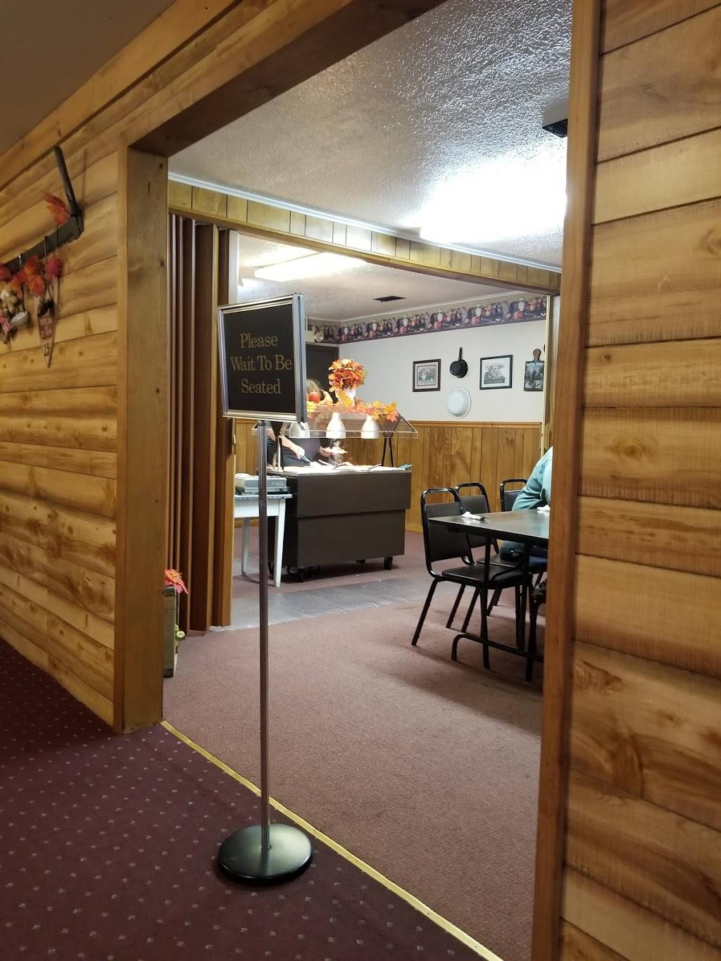 Aprils Country Kitchn | restaurant | 640 Heller Dr, Newcomerstown, OH 43832, USA | 7404984242 OR +1 740-498-4242