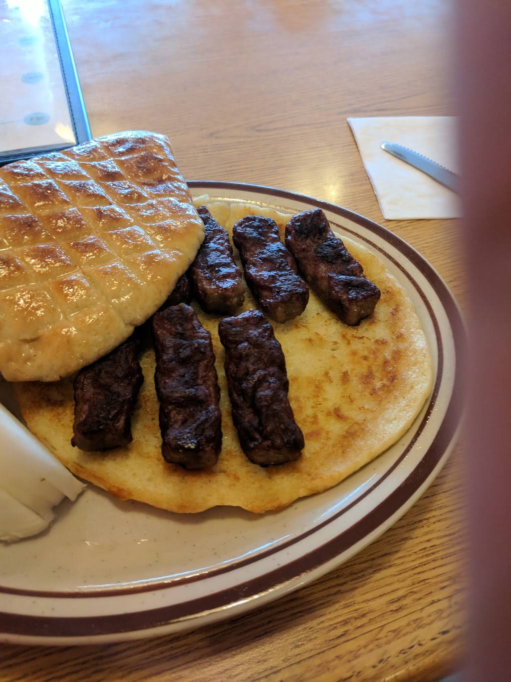 Restoran Bosna | restaurant | 1010 E Mitchell Ave, Waterloo, IA 50702, USA | 3195052089 OR +1 319-505-2089