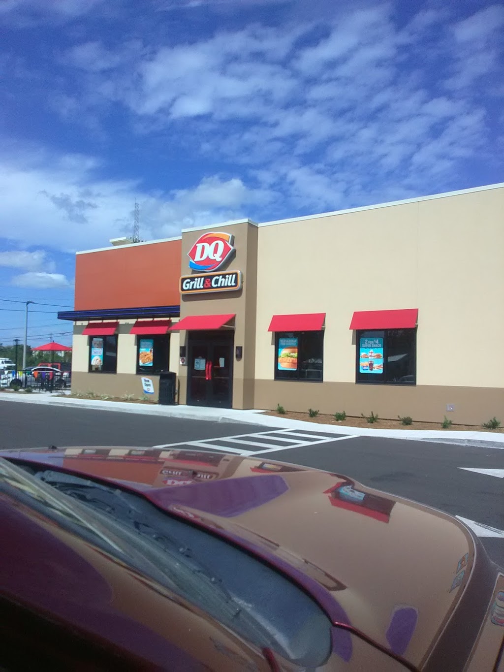 Dunkin Donuts | cafe | 6336 W North Ave, Chicago, IL 60639, USA | 7736221881 OR +1 773-622-1881