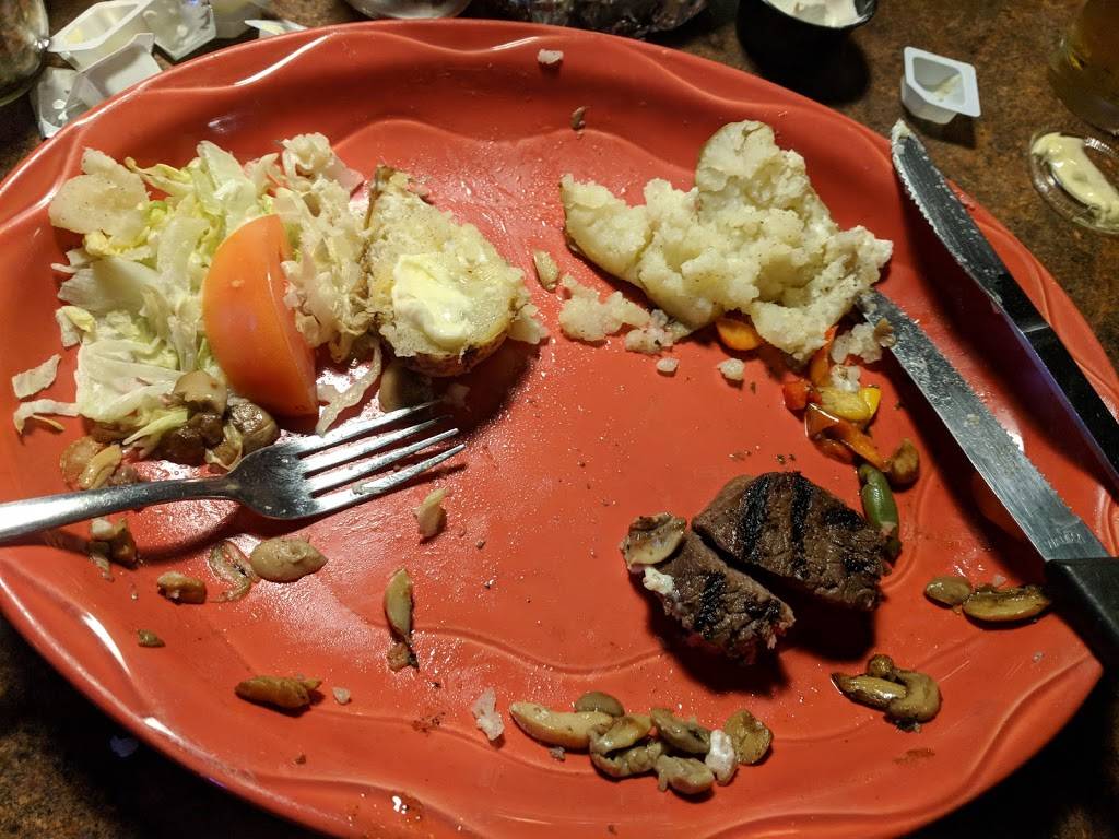 Peegeos | restaurant | 525 High Lake Rd, Traverse City, MI 49696, USA | 2319410313 OR +1 231-941-0313