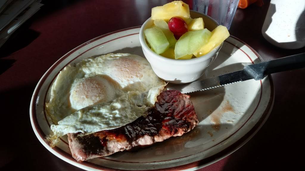 Medos Family Style Restaurant | restaurant | 311 N 4th St, Abbotsford, WI 54405, USA | 7152233612 OR +1 715-223-3612