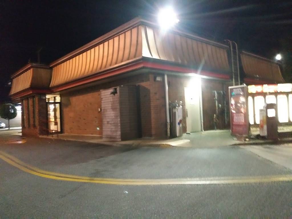 Wendys | restaurant | 1034 Hempstead Turnpike, Franklin Square, NY 11010, USA | 5164886423 OR +1 516-488-6423