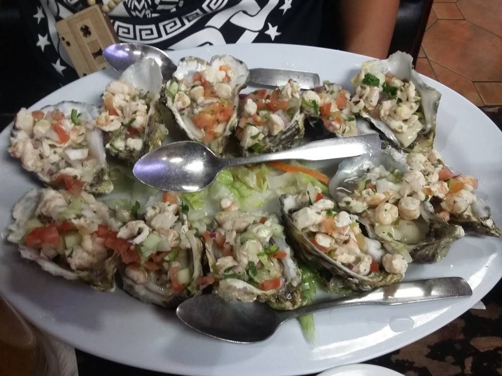 Mariscos Hector 1 Restaurant | restaurant | 1801 S Main St, Santa Ana, CA 92707, USA | 7145588377 OR +1 714-558-8377