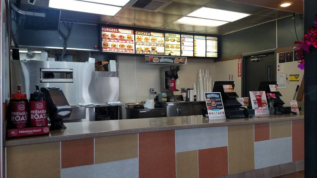 Jack in the Box | restaurant | 606 E F St, Oakdale, CA 95361, USA | 2098472598 OR +1 209-847-2598