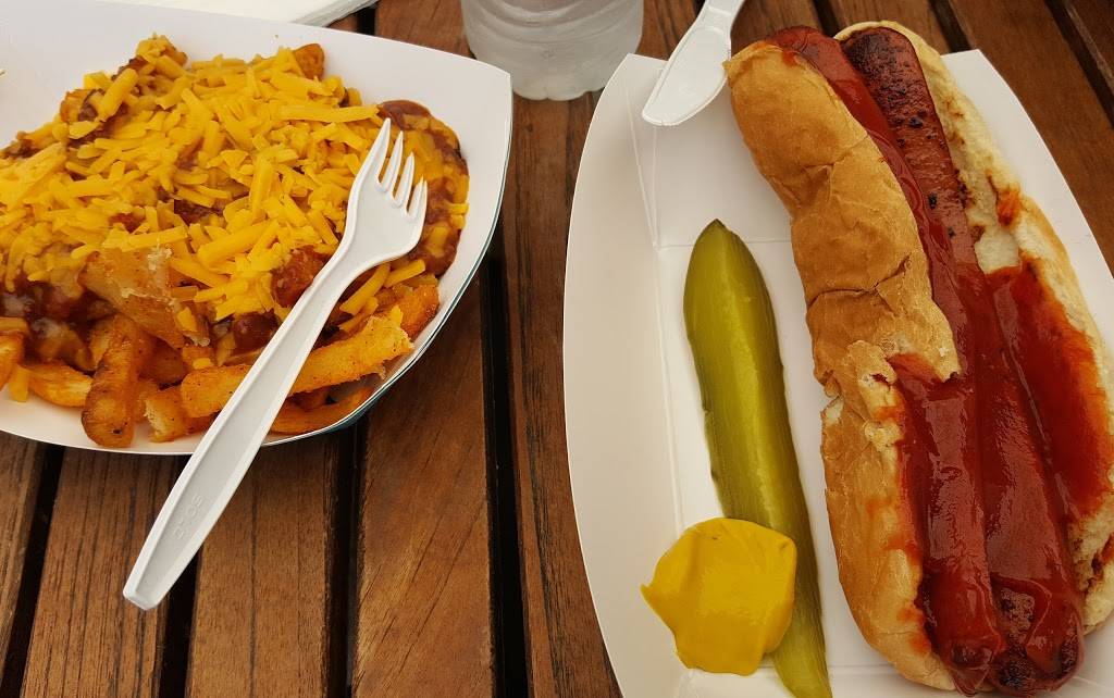 Gourmet Franks | restaurant | 199 Stanford Shopping Center, Palo Alto, CA 94304, USA | 6503277246 OR +1 650-327-7246