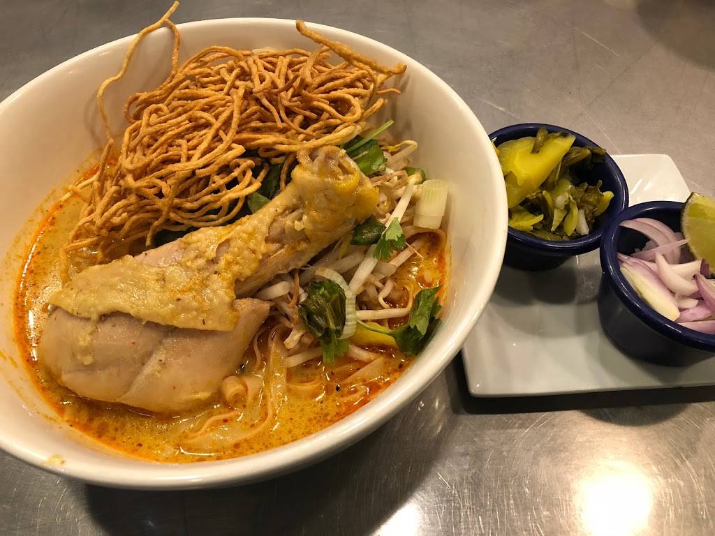 Khow Thai Cafe | restaurant | 1600 Broadway, Boulder, CO 80302, USA | 3034470273 OR +1 303-447-0273