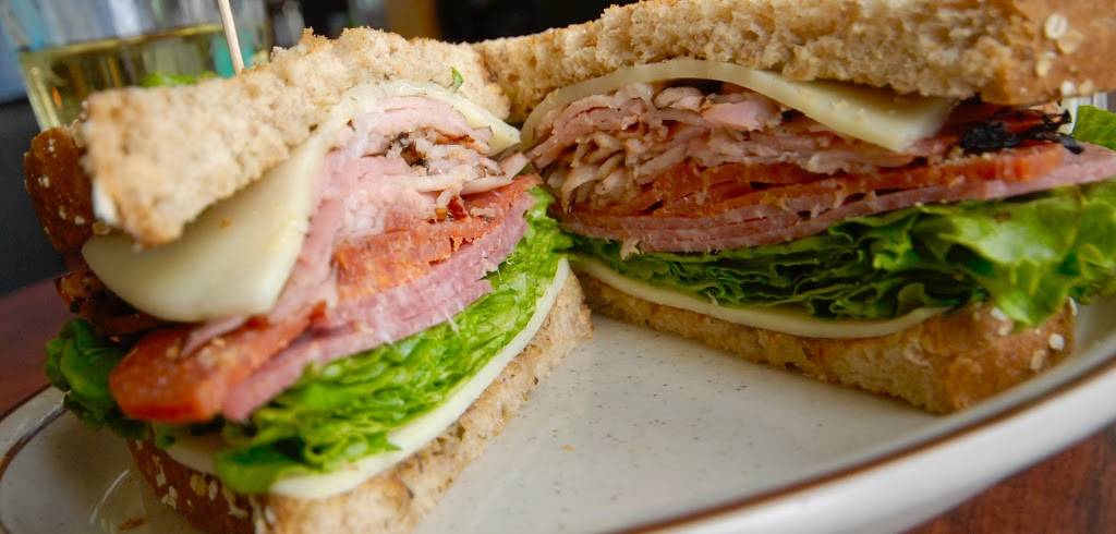 Tavern on the Hill | night club | 1724 E Main St, Newport, VT 05855, USA | 8023349006 OR +1 802-334-9006