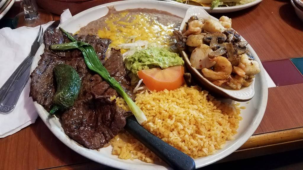 Plaza Jalisco | restaurant | 400 W Main St, Kelso, WA 98626, USA | 3604257476 OR +1 360-425-7476