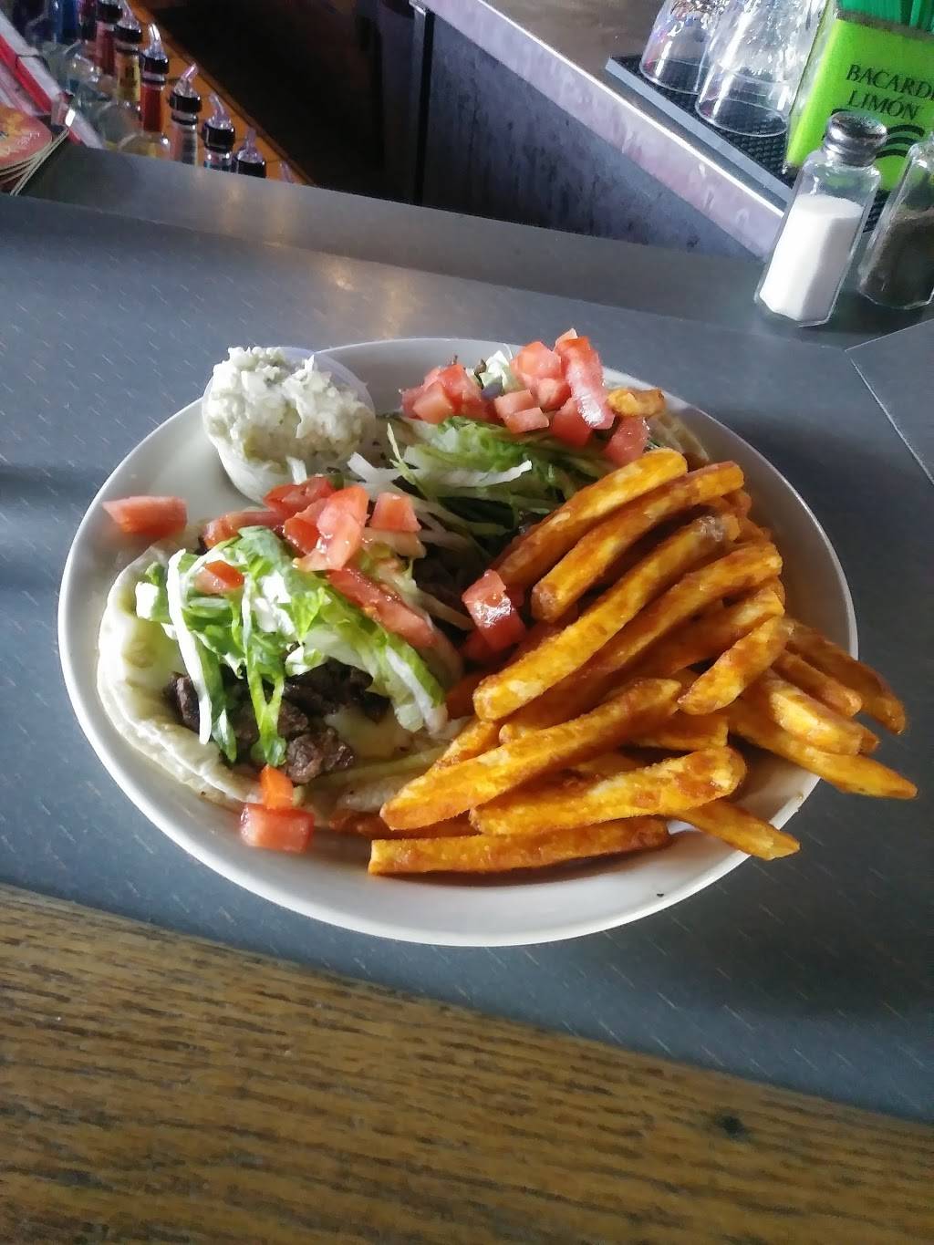 Just Us Sports Bar & Grill | restaurant | 8501 S 88th Ave, Justice, IL 60458, USA | 7085940600 OR +1 708-594-0600