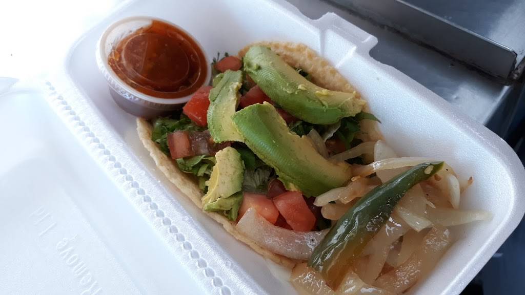 La Huerta Taco Truck | restaurant | 9802 highway, Decatur, AR 72722, USA | 4792330185 OR +1 479-233-0185