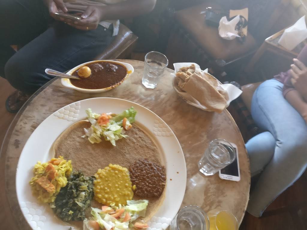 Messob Ethiopian Restaurant | restaurant | 1041 S Fairfax Ave, Los Angeles, CA 90019, USA | 3239388827 OR +1 323-938-8827