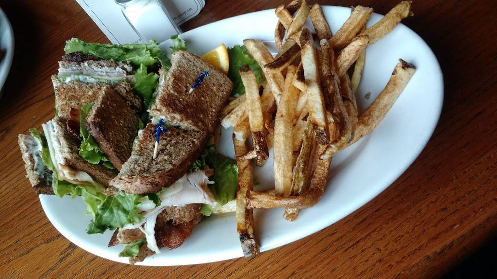 The Limit Bar & Grill | restaurant | 1500 S Gold St, Centralia, WA 98531, USA | 3603308049 OR +1 360-330-8049