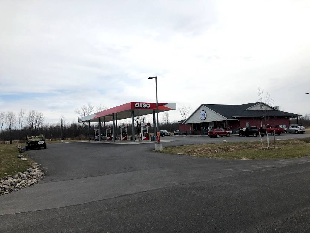 Lakeport Market | restaurant | 1686 NY-31, Bridgeport, NY 13030, USA | 3156331436 OR +1 315-633-1436