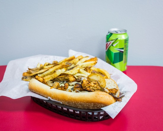 Blazing Burger N Wings | restaurant | 2407 W Lawrence Ave, Chicago, IL 60625, USA | 7738786100 OR +1 773-878-6100