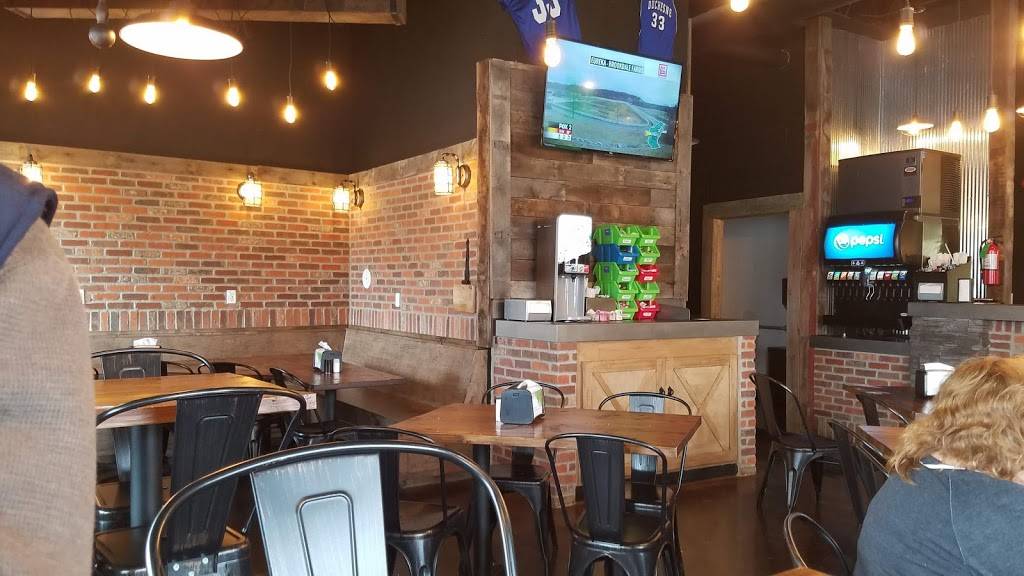 Rumas Deli | restaurant | 1500 Elm St, St Charles, MO 63301, USA | 6367573991 OR +1 636-757-3991