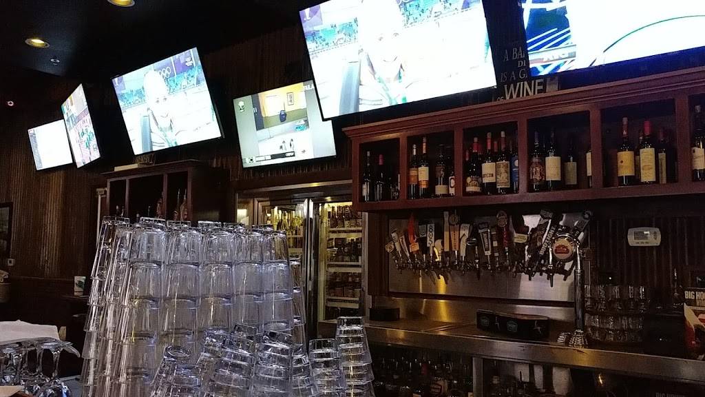 Upper Crust Pizza, Patio & Wine Bar | restaurant | 20235 N Cave Creek Rd #111, Phoenix, AZ 85024, USA | 6029232389 OR +1 602-923-2389